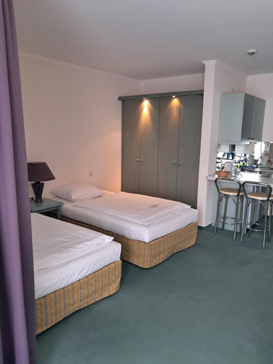 Bedroom 2, pepb Schulungshotel, Hildesheim