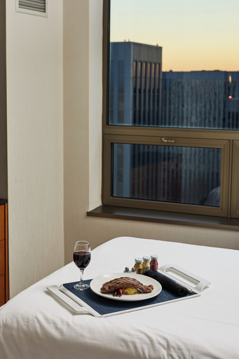 Bedroom 3, Renaissance Chicago O'Hare Suites Hotel, Cook