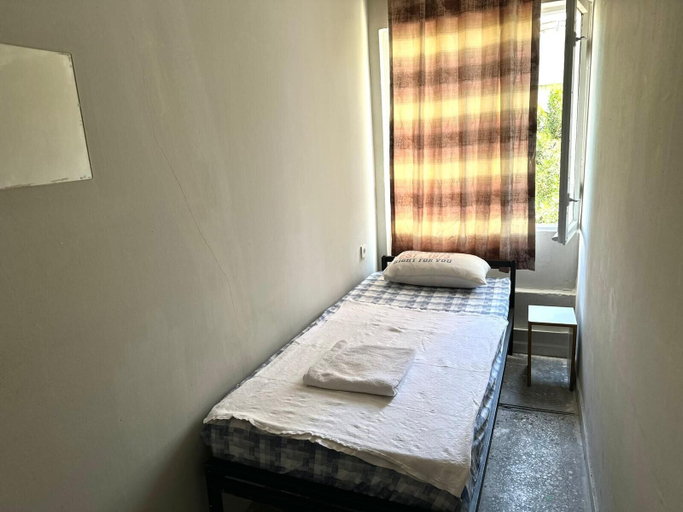 Bedroom 3, Aziz Pansiyon 2, Antalya
