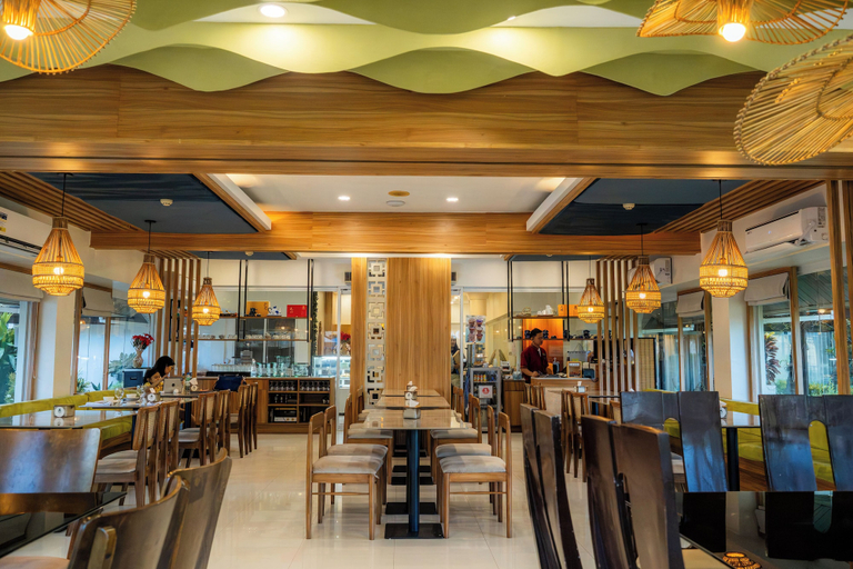 Food & Drinks 5, The Ritz Hotel at Garden Oases, Davao City