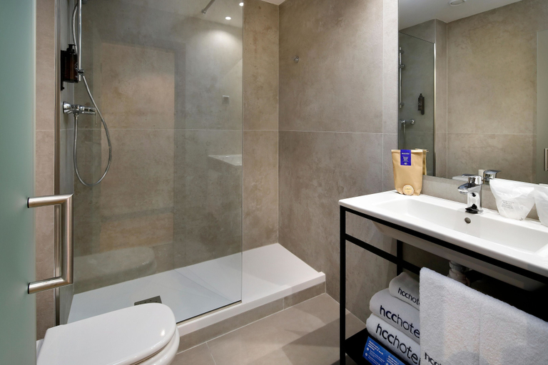 Bathroom 4, Hotel HCC MontBlanc, Barcelona