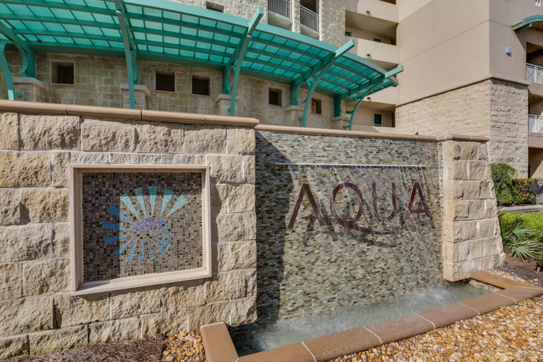 Exterior & Views 2, Aqua Resort 401 - Piece of Serenity, Bay