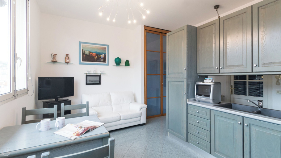 Others 4, Italianway - Roma 70, Imperia