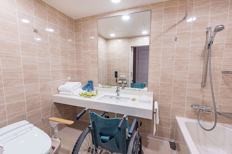 Bathroom 5, Hilton Okinawa Chatan Resort, Chatan