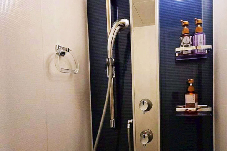 Bathroom 4, Manpa Resort, Wakayama