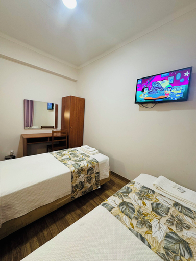 Bedroom 4, Pensao Residencial Camoes, Lisbon