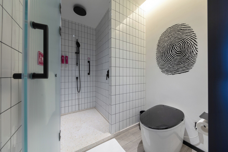 Bathroom 4, Moxy Chongqing, Chongqing