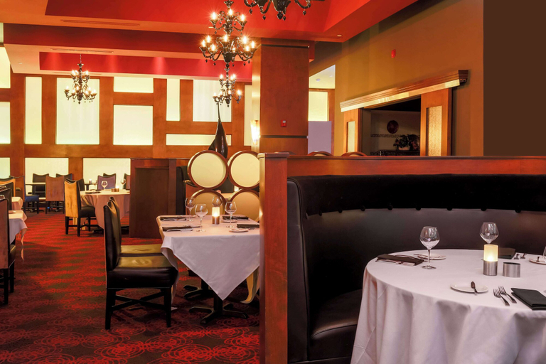 Food & Drinks 5, Hilton Promenade at Branson Landing, Taney
