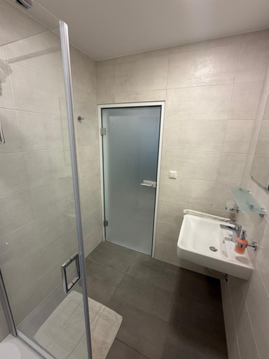 Bathroom 2, ''Am Limes'' Hotel, Linz Land