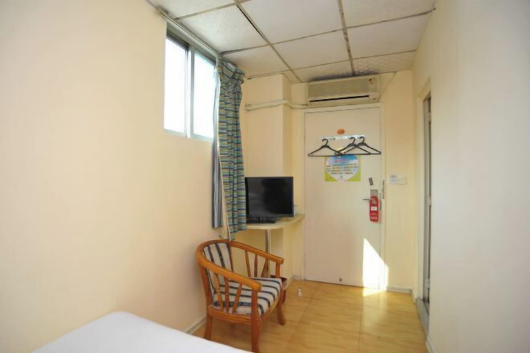 Bedroom 5, Yuekai Hostel, Dongguan