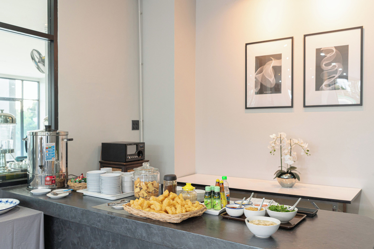 Food & Drinks 5, C2U Hotel Uthai Thani - Adults Only, Nong Khayang