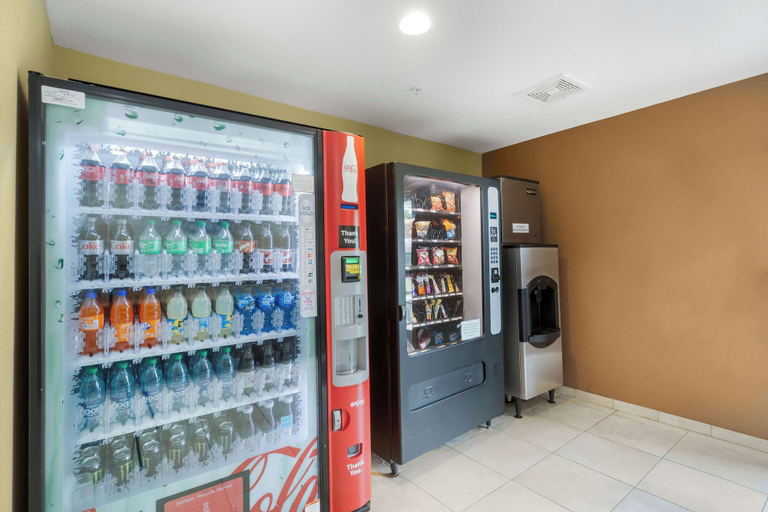 Food & Drinks 5, Motel 6 Breaux Bridge, La, Saint Martin