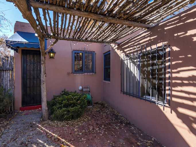 Exterior & Views 2, La Vida Buena by Kokopelli Property Management, Santa Fe