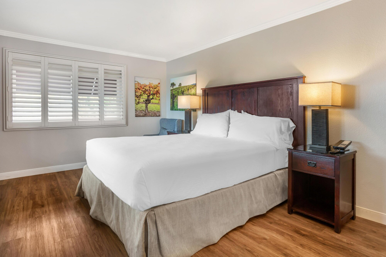 Bedroom 3, Dry Creek Inn MOD Collection by Sonesta, Sonoma