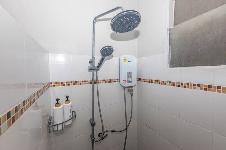 Bathroom 4, Shiralea Island Resort, Ko Phangan