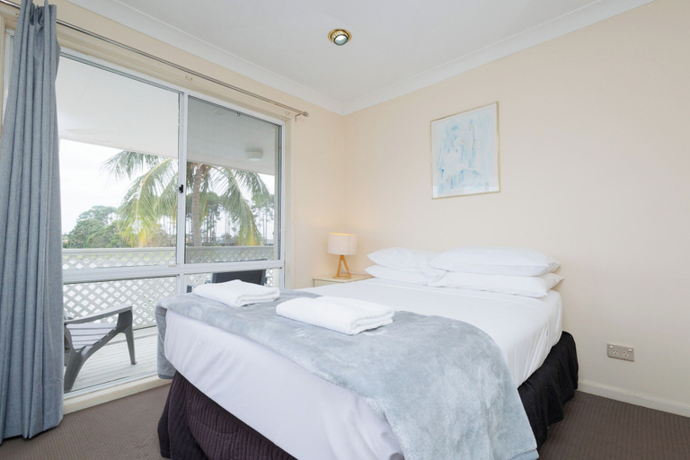 Bedroom 4, Isle of Palms Resort, Gold Coast