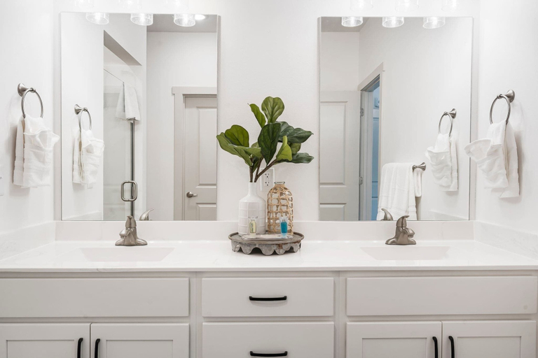 Bathroom 4, New Lakeside Haven - Picturesque, Taney