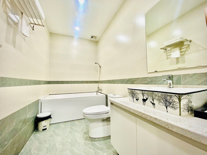 Bathroom 4, Sakura Apartment, Hải An