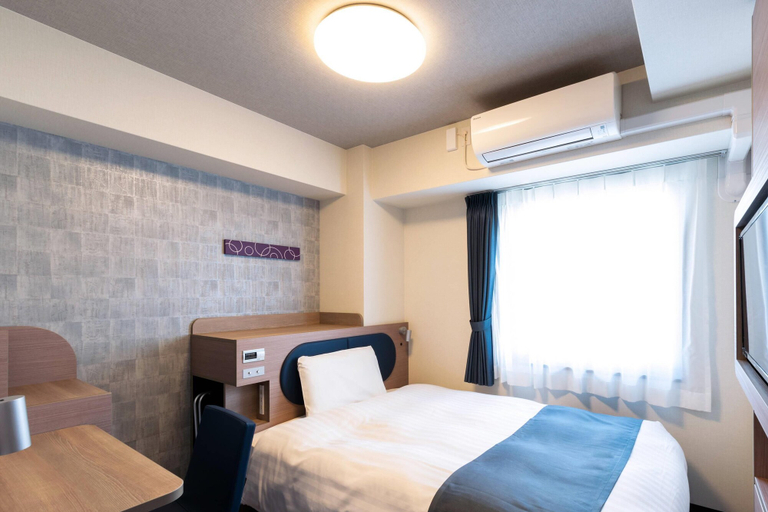 Bedroom 5, Comfort Hotel Shin-Osaka, Osaka
