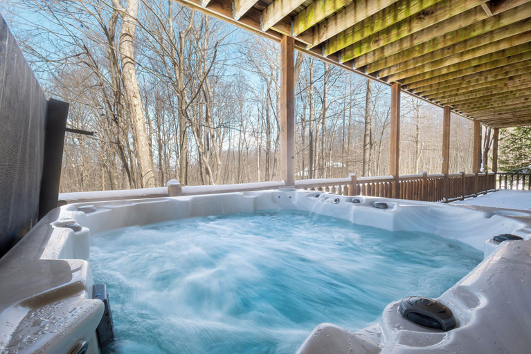 Sport & Beauty 5, Montana East by Taylor Made Deep Creek, Garrett