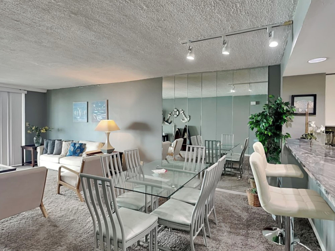 Food & Drinks, Edgewater by Southern Vacation Rentals, Walton