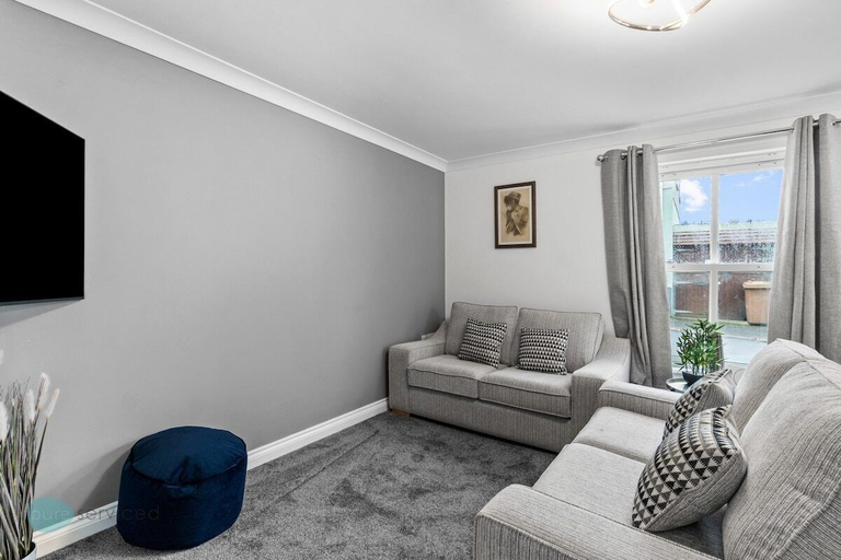Others 5, 3 bed House Close to Dockyard Plymouth Contractors, Plymouth