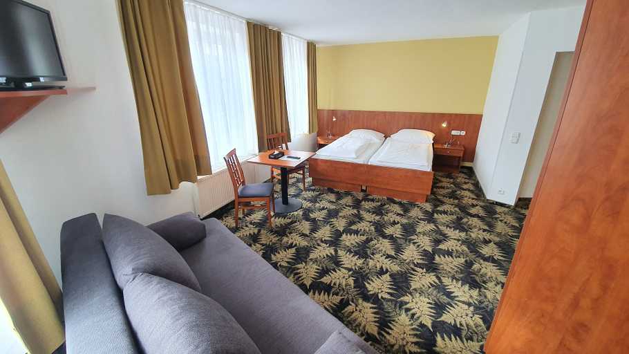 Bedroom 3, Hotel Der Tannenbaum, München