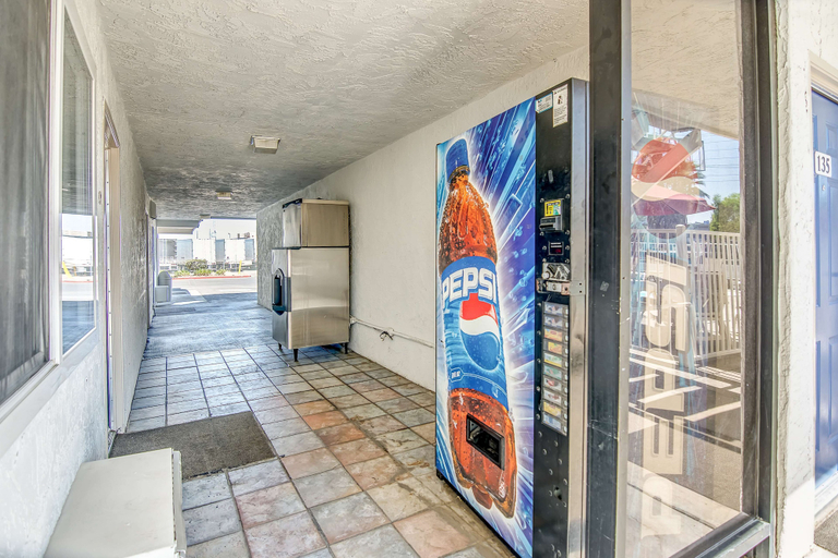 Others 5, Motel 6 Stockton, CA - Charter Way West, San Joaquin