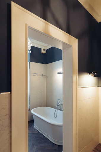 Bathroom 5, Relais Il Santissimo, Bari