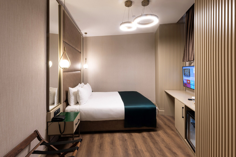 Bedroom 2, The Nest Hotel, Beyoğlu