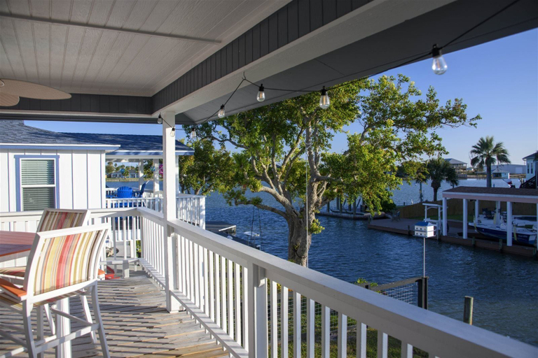 Others 3, Bayside Blessing by Miss Kitty’s, Aransas