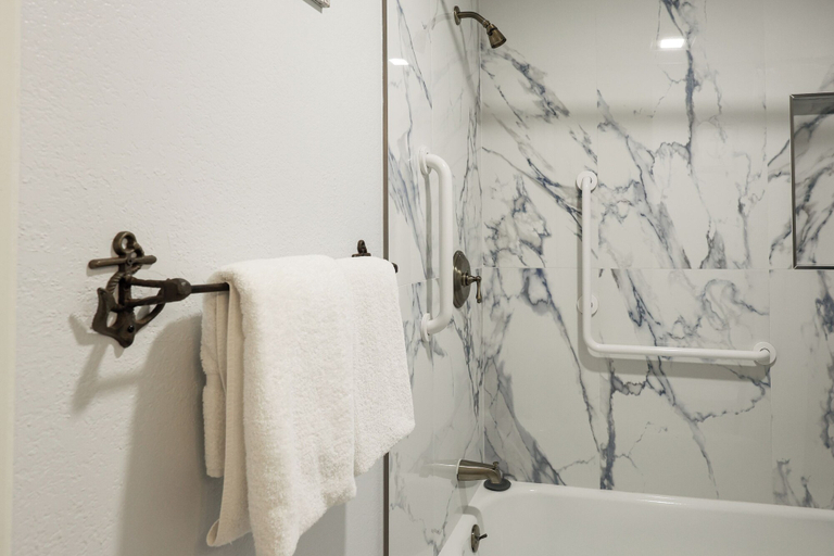Bathroom 3, Oceanside Beach Condos, San Diego