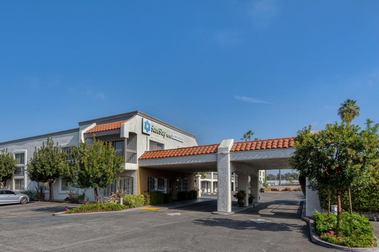 Exterior & Views 2, SureStay Hotel by Best Western Camarillo, Ventura