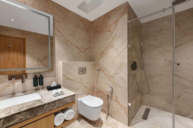 Bathroom 4, Ramada by Wyndham Katra Station Road, Reasi