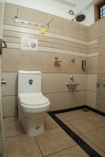 Bathroom 4, The Paddy Field Inn - Hostel, Wayanad