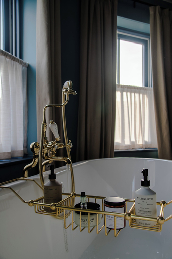 Bathroom 5, Saltmoore, North Yorkshire