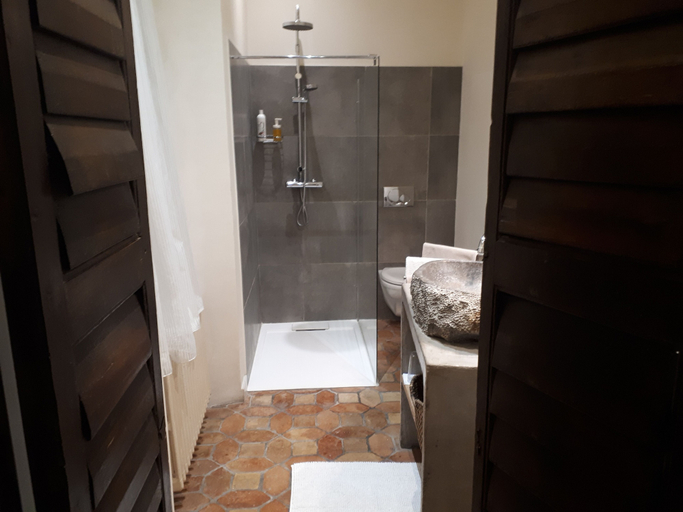 Bathroom 5, Chambres d'Hotes O Anges, Bouches-du-Rhône