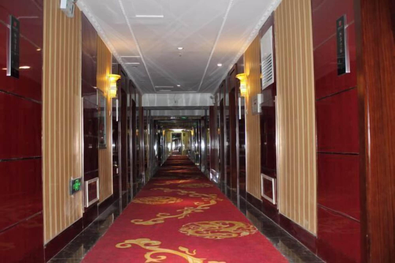 Others 3, Xiantao Hotel, Ili Kazakh