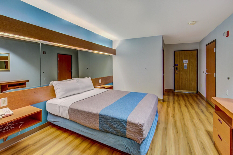 Bedroom 2, モーテル 6 サザーリン オレゴン, Douglas