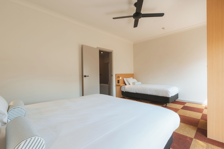 Bedroom 4, Hotel Allen, North Ward-Castle Hill
