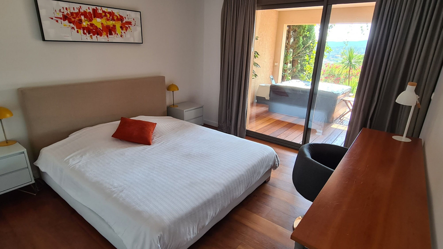 Bedroom 3, Hôtel Particulier Cassis, Parking sécurisé, Piscine chauffée, Bouches-du-Rhône