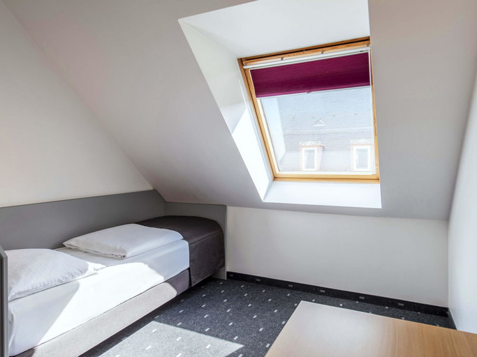 Bedroom 4, B&B Hotel Nürnberg-City, Nürnberg