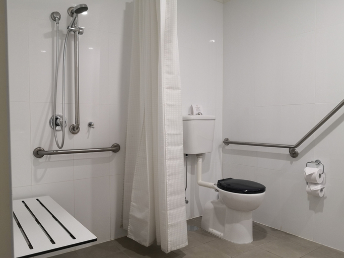 Bathroom 5, MainStay Suites Whyalla, Whyalla