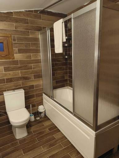 Bathroom 5, Royal Garden Suite and Hotel, Şişli