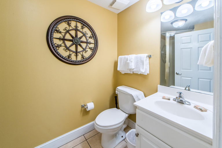 Bathroom 4, Majestic Beach Towers 1-1706, Bay
