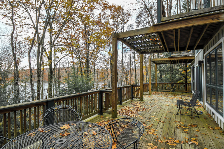 Others 5, Highland Retreat by Taylor Made Deep Creek, Garrett