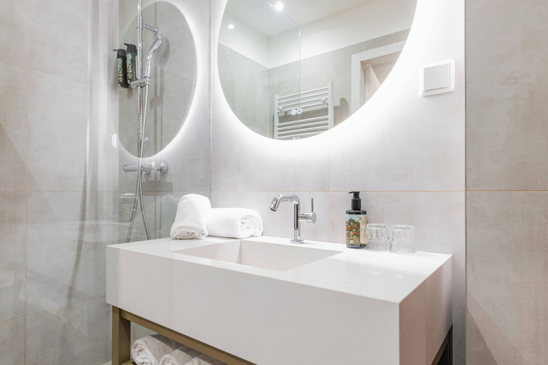 Bathroom 3, FortyPlusOne Hotel, Wien