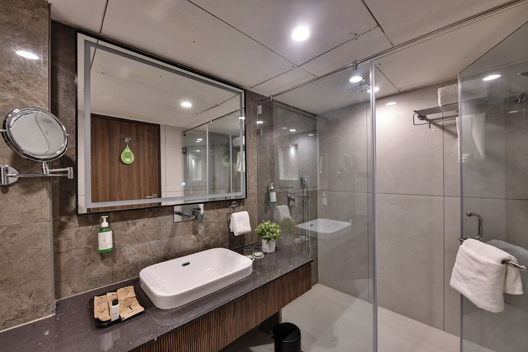 Bathroom 4, Hotel Suba Star, Ahmedabad, Ahmadabad