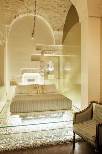 Bedroom 3, Palazzo Scotto, Bari