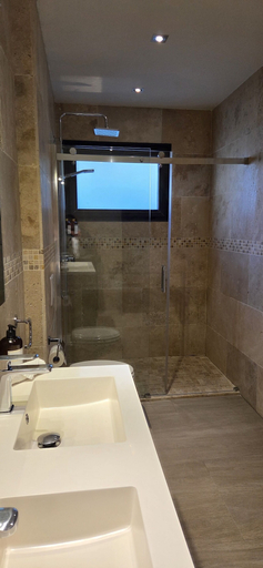 Bathroom 4, Hôtel Particulier Cassis, Parking sécurisé, Piscine chauffée, Bouches-du-Rhône